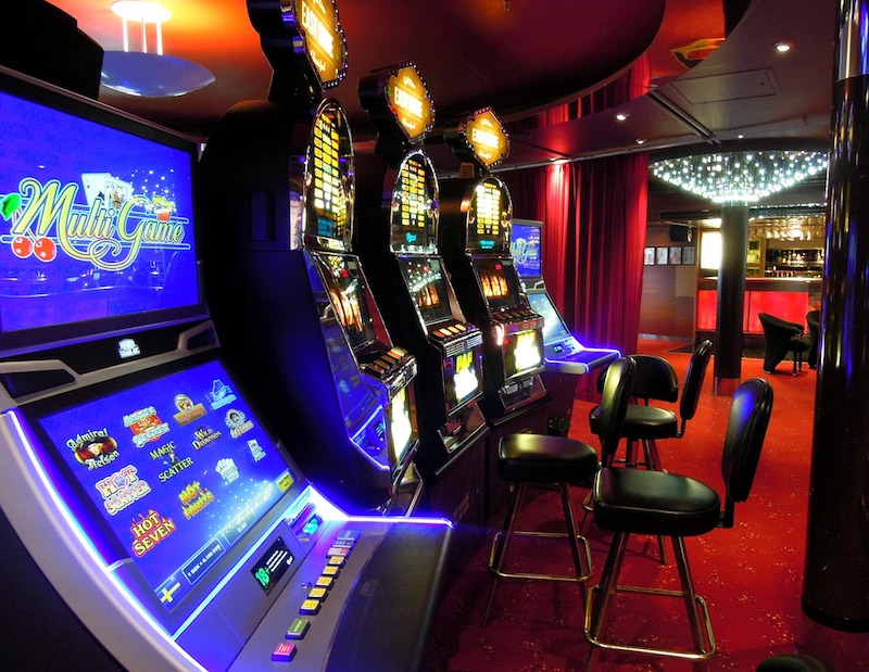 Play online slots